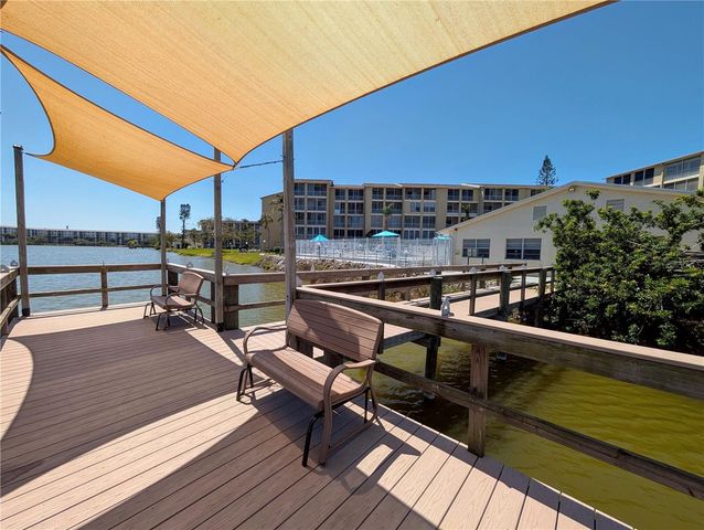 3562 LAKE BAYSHORE DRIVE Unit K-202, Bradenton, FL 34205