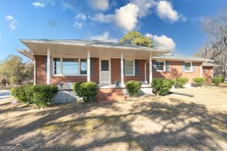 2555 Klondike Road SW, Conyers, GA 30094