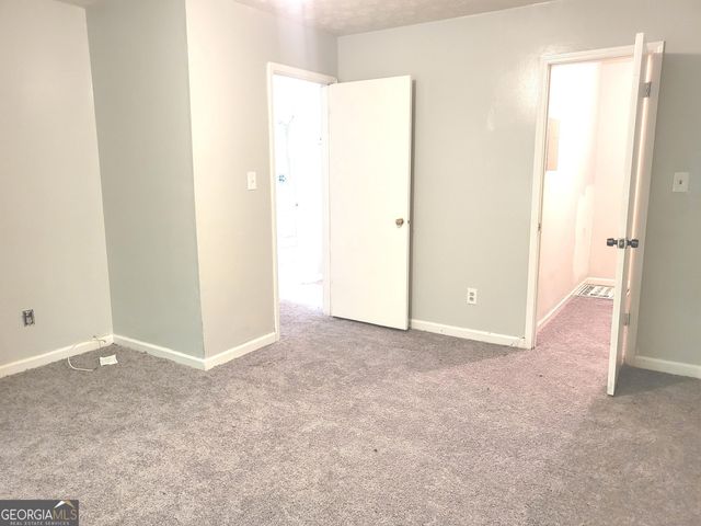 318 River Oak Drive, Riverdale, GA 30274