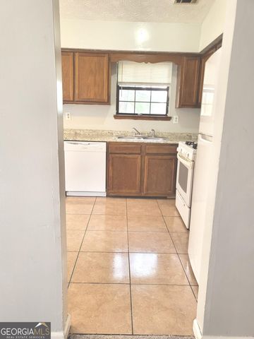 318 River Oak Drive, Riverdale, GA 30274