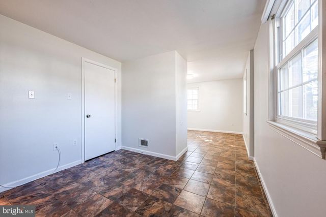 3900 FLAGSTONE TER, Alexandria, VA 22306