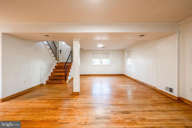 3900 FLAGSTONE TER, Alexandria, VA 22306