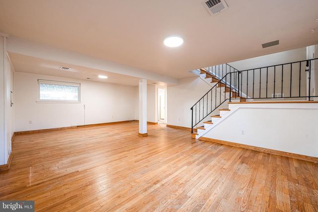 3900 FLAGSTONE TER, Alexandria, VA 22306