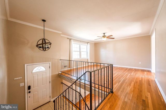 3900 FLAGSTONE TER, Alexandria, VA 22306