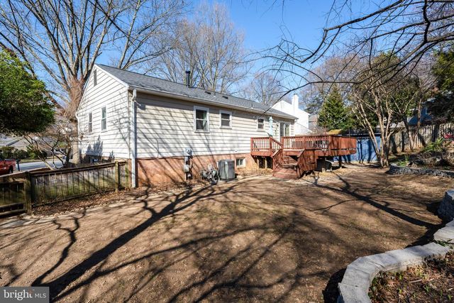 3900 FLAGSTONE TER, Alexandria, VA 22306