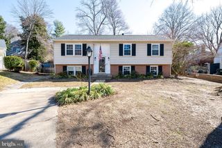 3900 FLAGSTONE TER, Alexandria, VA 22306