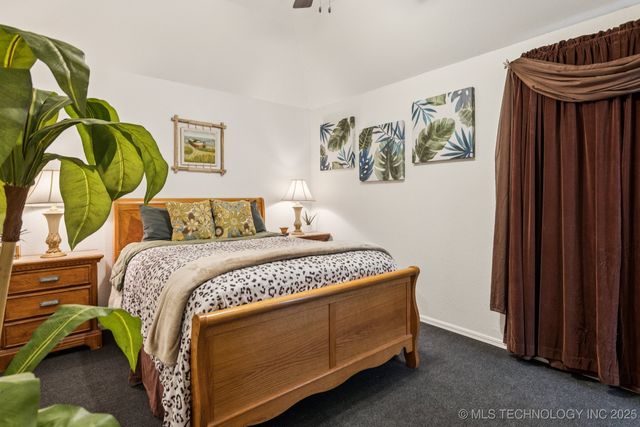 25152 S Hackamore Road E, Claremore, OK 74019