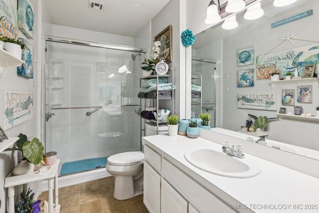 25152 S Hackamore Road E, Claremore, OK 74019