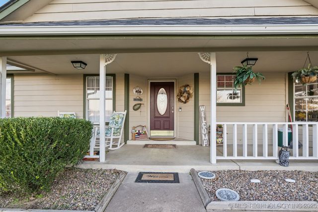 25152 S Hackamore Road E, Claremore, OK 74019