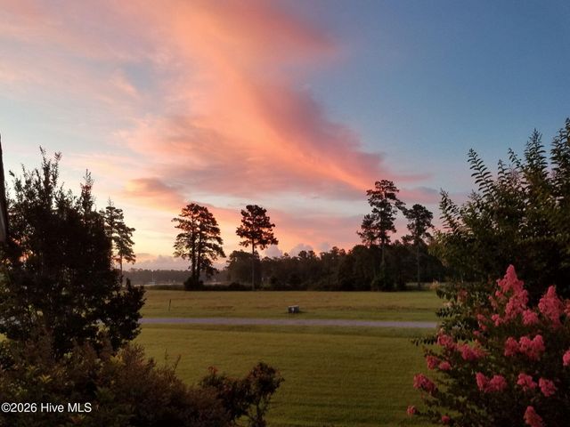 1052 N Creek Drive, Belhaven, NC 27810