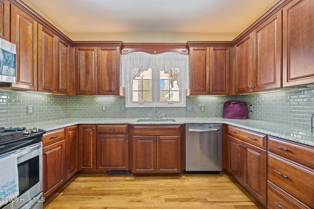 1052 N Creek Drive, Belhaven, NC 27810