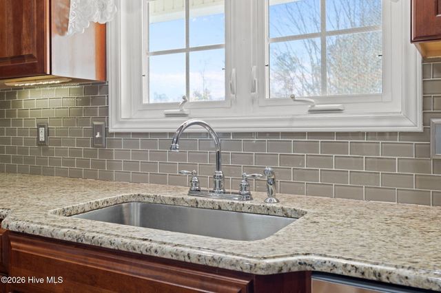 1052 N Creek Drive, Belhaven, NC 27810