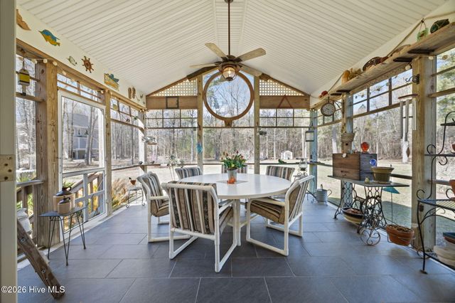 1052 N Creek Drive, Belhaven, NC 27810