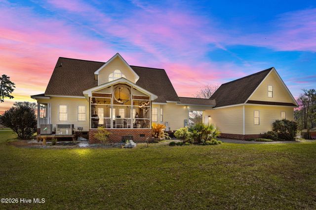 1052 N Creek Drive, Belhaven, NC 27810