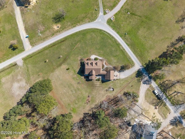 1052 N Creek Drive, Belhaven, NC 27810