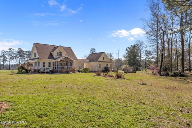 1052 N Creek Drive, Belhaven, NC 27810