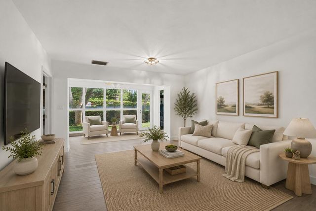 8681 BOCA Drive 20, Boca Raton, FL 33433