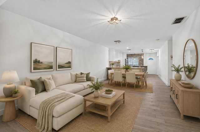 8681 BOCA Drive 20, Boca Raton, FL 33433