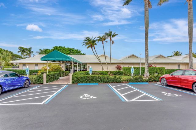 8681 BOCA Drive 20, Boca Raton, FL 33433