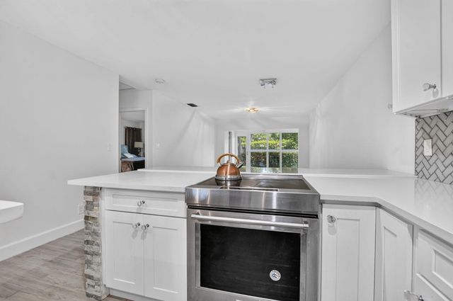 8681 BOCA Drive 20, Boca Raton, FL 33433