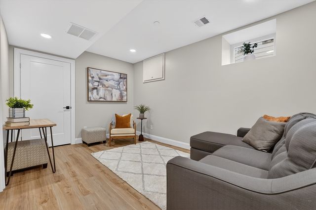 29-1 Prichard Ave 1, Somerville, MA 02144