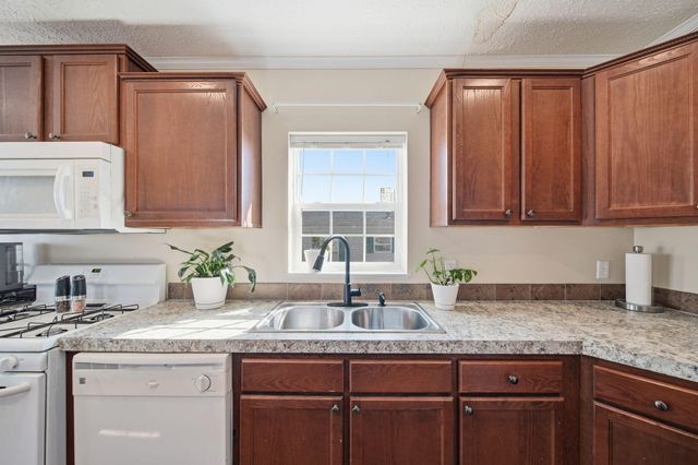 320 Grand River Drive, Adrian, MI 49221