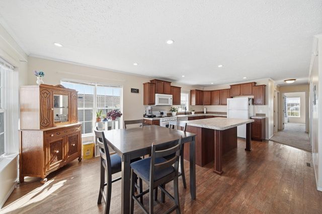320 Grand River Drive, Adrian, MI 49221