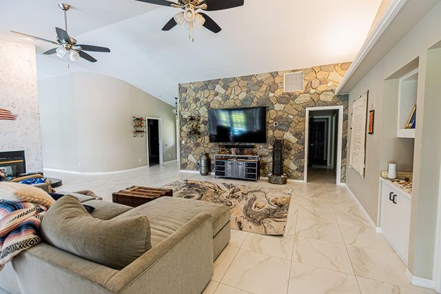 1282 SW Bent Pine Cove, Port St. Lucie, Port St Lucie, FL 34986