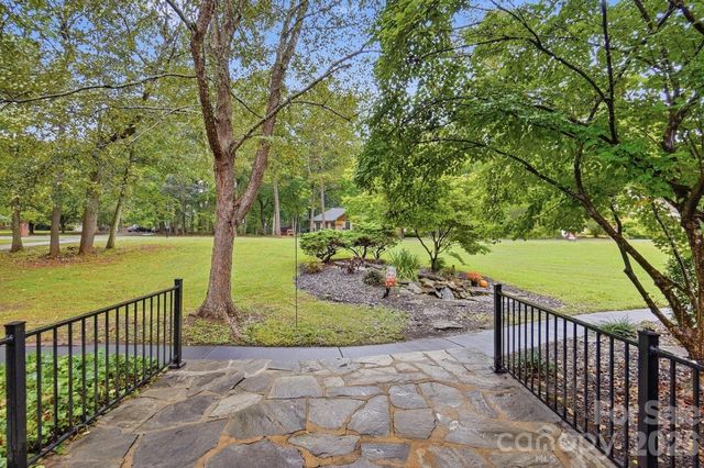 1304 Presson Farm Lane, Monroe, NC 28110