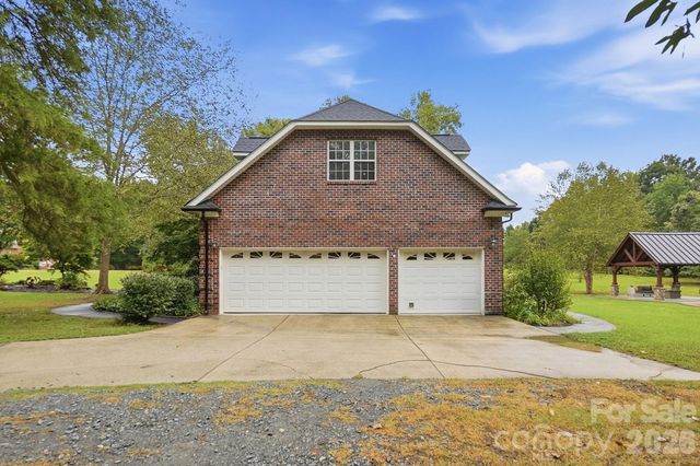 1304 Presson Farm Lane, Monroe, NC 28110