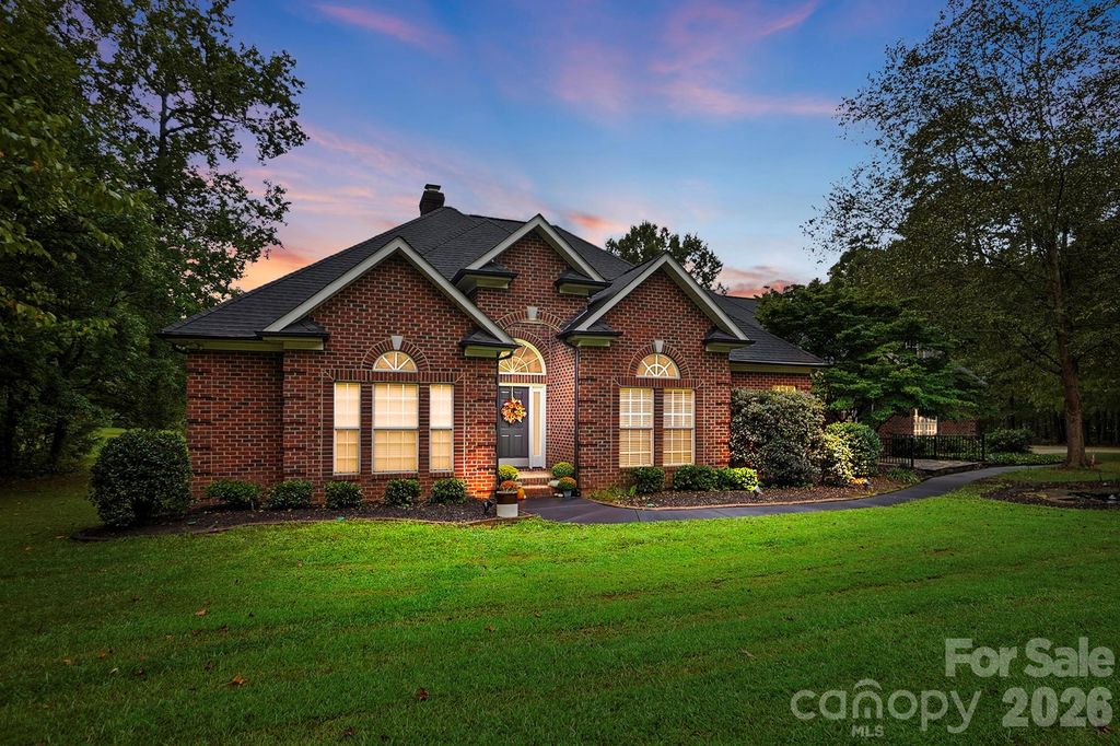 1304 Presson Farm Lane, Monroe, NC 28110