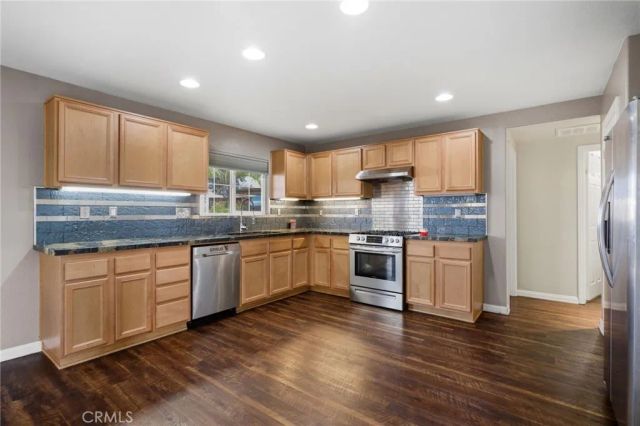 45027 Carla Court, Lake Elsinore, CA 92532