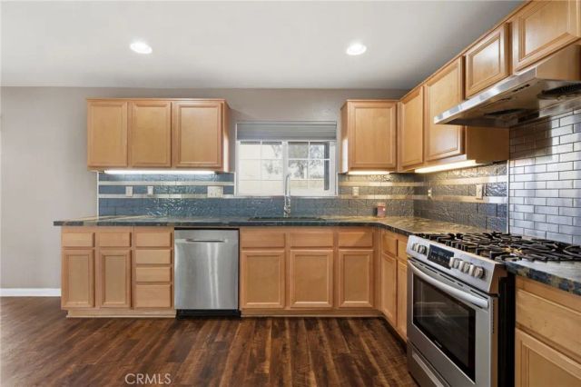 45027 Carla Court, Lake Elsinore, CA 92532