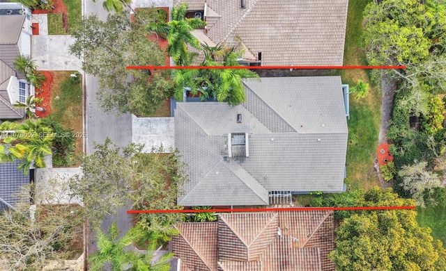 2091 Island Cir, Weston, FL 33326