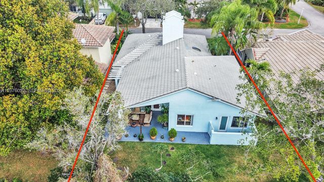 2091 Island Cir, Weston, FL 33326