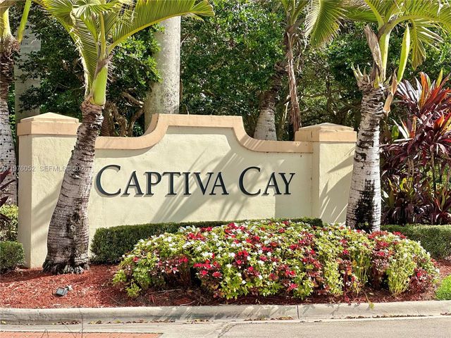 2091 Island Cir, Weston, FL 33326