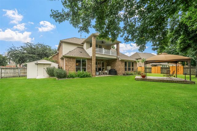 13910 Lake Benbrook Drive, Houston, TX 77044