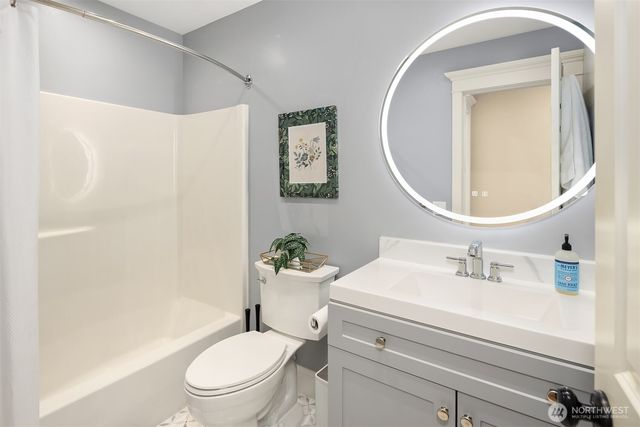 10030 NE 110th Street, Kirkland, WA 98033