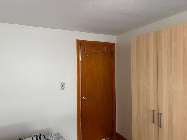87 Pine Hill Cir, Waltham, MA 02451