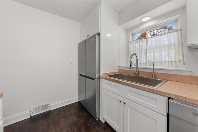 1642 Holmes Road, Ypsilanti Twp, MI 48198