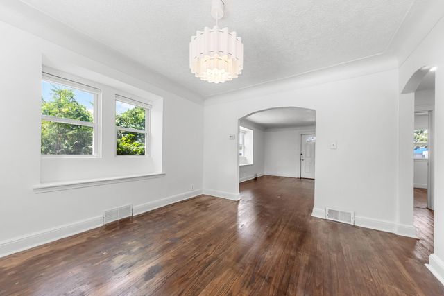 1642 Holmes Road, Ypsilanti Twp, MI 48198