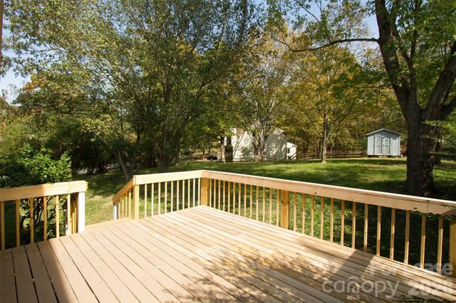 11722 Carmel Lakes Drive, Charlotte, NC 28226