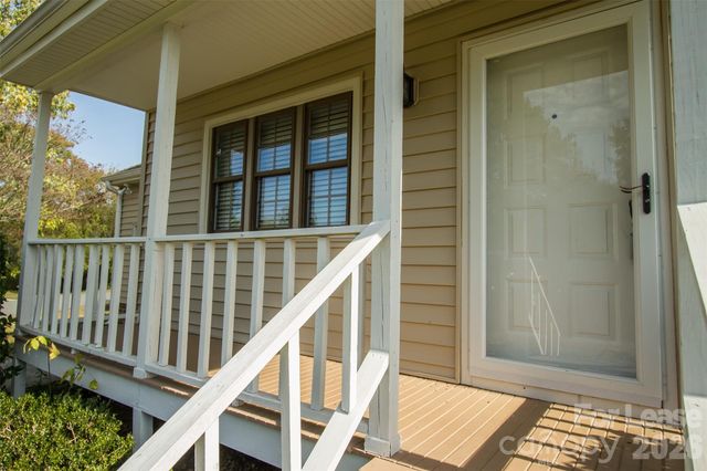 11722 Carmel Lakes Drive, Charlotte, NC 28226