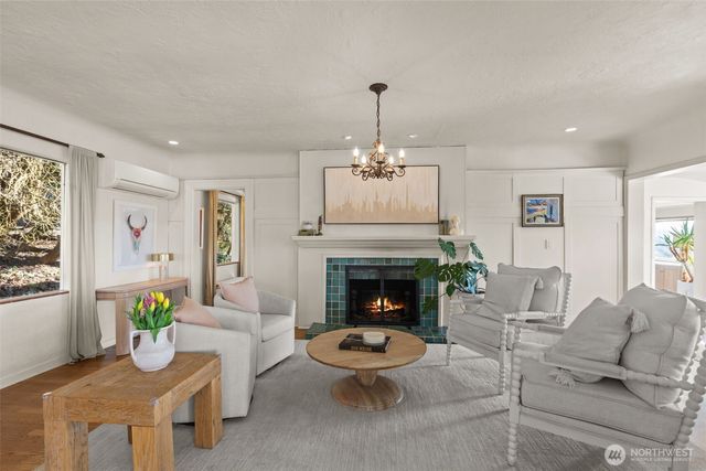 4411 SW Othello Street, Seattle, WA 98136