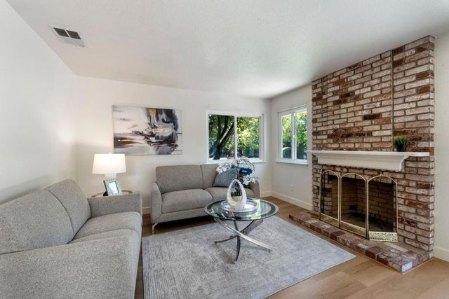 3220 Foxboro Place, San Jose, CA 95135