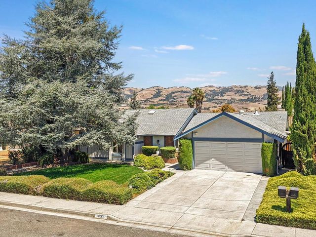 3220 Foxboro Place, San Jose, CA 95135