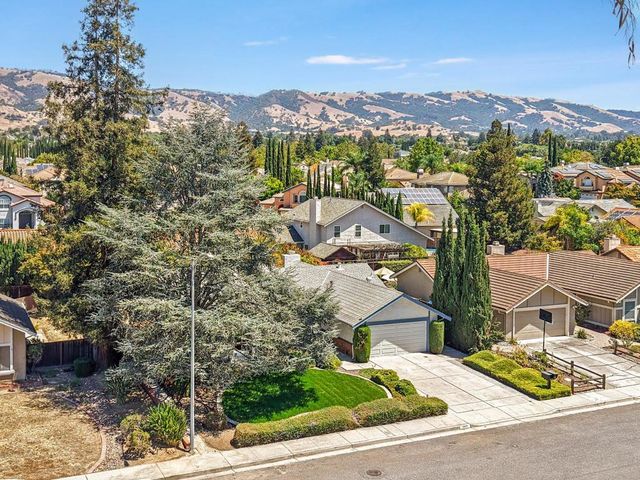 3220 Foxboro Place, San Jose, CA 95135