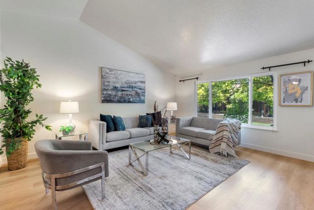 3220 Foxboro Place, San Jose, CA 95135