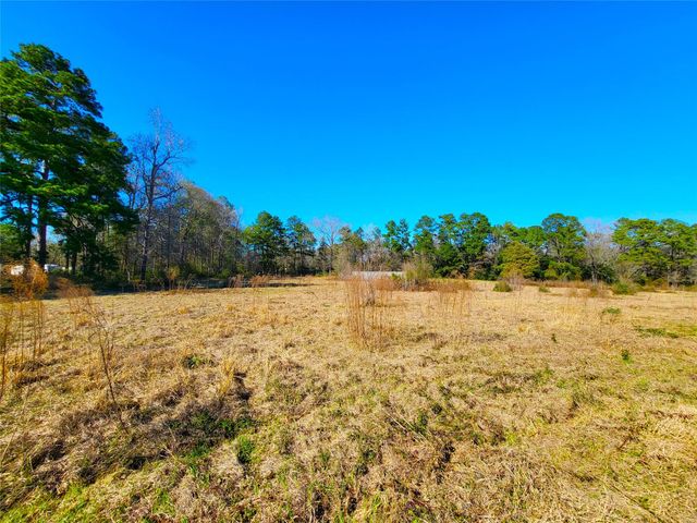 19320 Willaby Road, New Caney, TX 77357