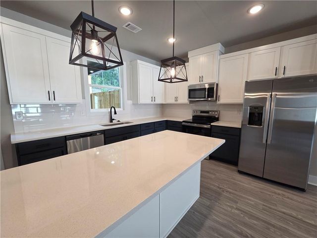 6 Rock Park Way, Tucker, GA 30084